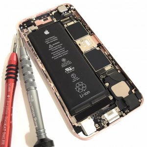 iPhone6S バッテリー交換