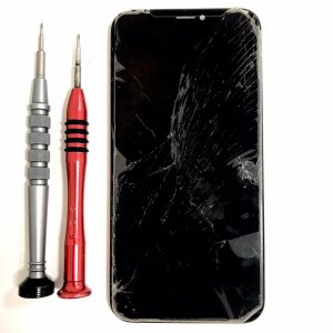 iPhoneXS フロントパネル交換