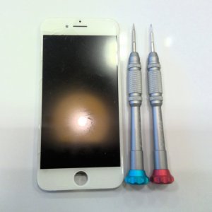 iPhone8液晶交換
