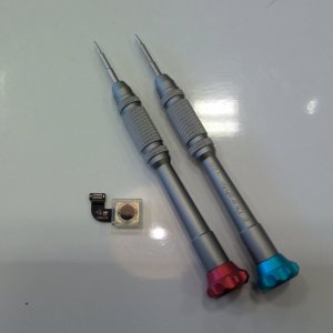 iPhone8アウトカメラ交換