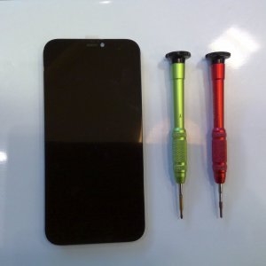 iPhone12Proパネル交換