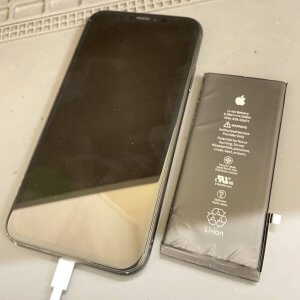 iPhone XR バッテリー 交換