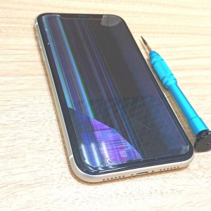 iPhone11 液晶交換