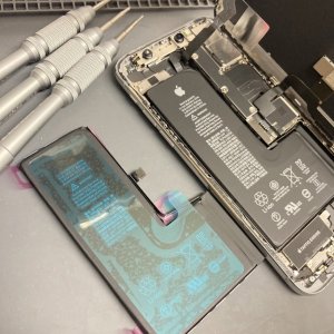 iPhoneXS バッテリー 交換 修理