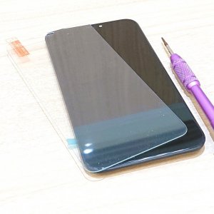 iPhoneXR 液晶交換 永久保証強化ガラス張り替え