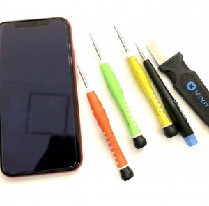 iPhone11 フロントパネル交換