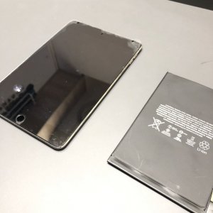 iPad mini 4 バッテリー交換