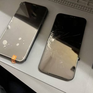 iPhone11 液晶交換