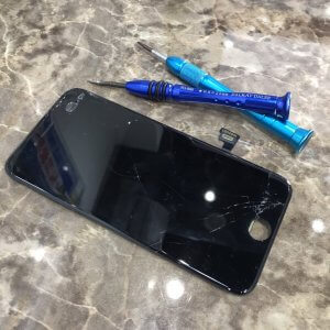 iPhone8 液晶交換