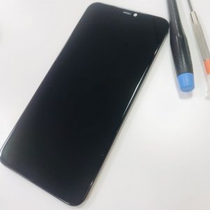 iPhone11Pro Max (アイフォン11プロマックス)  フロントパネル交換 画面が割れてしまった、液晶操作が困難 など