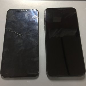 iPhoneXS 液晶交換