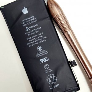 iPhone8 バッテリー交換