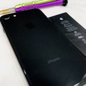 iPhone8 バッテリー交換修理