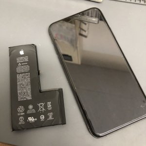 iPhoneXS バッテリー交換