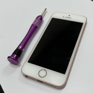 iPhoneSE バッテリー交換