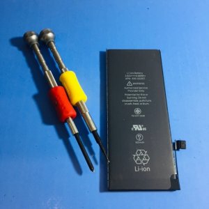 【iPhone8 バッテリー交換】