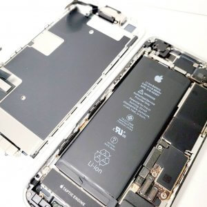 iPhone8 バッテリー交換