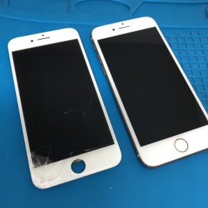 iPhone８液晶交換修理