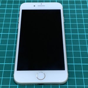iPhone8 バッテリー交換
