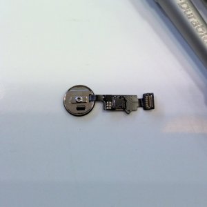 iPhone8 ホームボタン交換