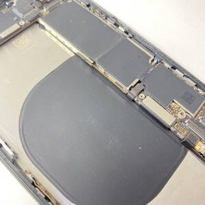 iPhone 8 基盤 修理