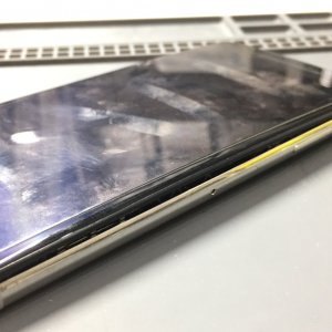 iPhoneX バッテリー膨張、交換