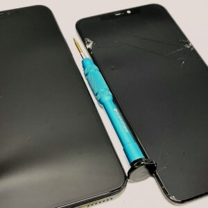 iPhone11Pro Max フロントパネル交換修理
