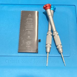 iPhone 8 バッテリー交換修理