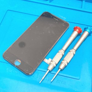 iPhoneSE2 液晶交換修理