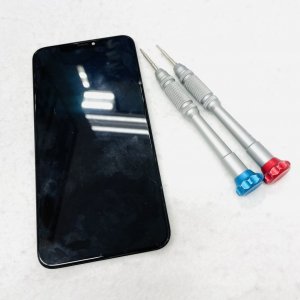 iPhone11 液晶交換