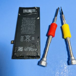 iPhone8 バッテリー交換最大容量が78％で減りが気になる…→バッテリーの劣化も即日交換で解決!!