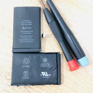 iPhoneX (アイフォンX) バッテリー交換  充電の持ちが短い、バッテリーが膨らんでいるなど