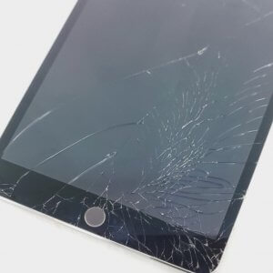 iPad 第8世代  フロントパネル交換