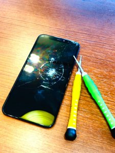 iPhone11Pro 液晶交換修理