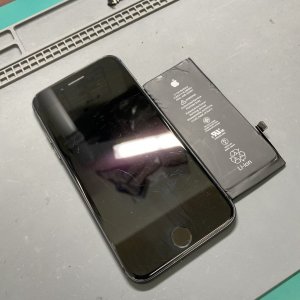 iPhone8 バッテリー交換