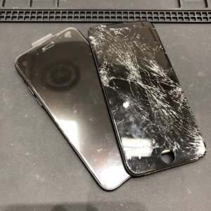 iPhone7 フロントパネル交換