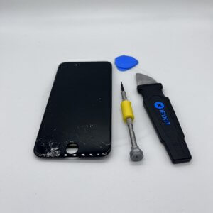 iPhone8フロントパネル交換