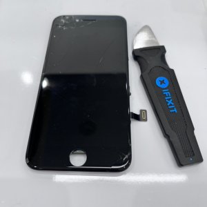 iPhone8フロントパネル交換