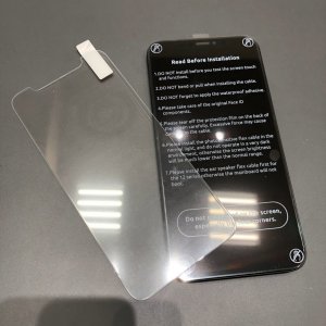 iPhoneXR 液晶交換＆永久保証強化ガラス貼付
