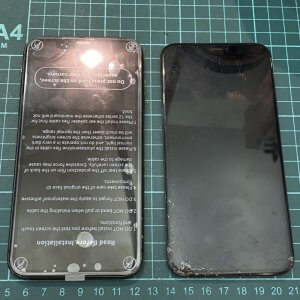 iPhone11　液晶交換