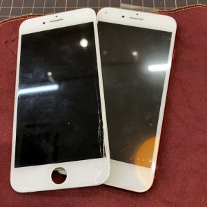 iPhone8 フロントパネル交換