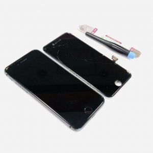 iPhoneSE2 液晶交換 画面映らない 最短30分で交換致します！