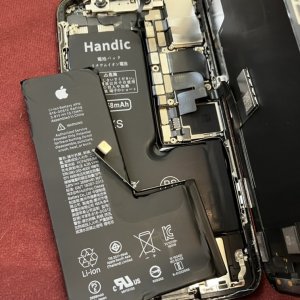 iPhoneXS バッテリー交換