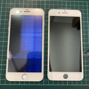 iPhone8　液晶交換