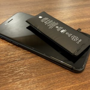 iPhone8 バッテリー交換