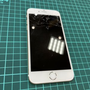 iPhone6　フロントパネル交換