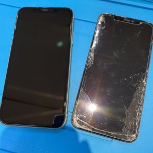iPhone11 液晶交換