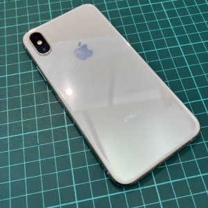 iPhoneXS アウトカメラ交換