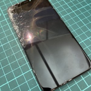 iPhone11　液晶交換