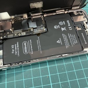 iPhoneXS バッテリー交換　